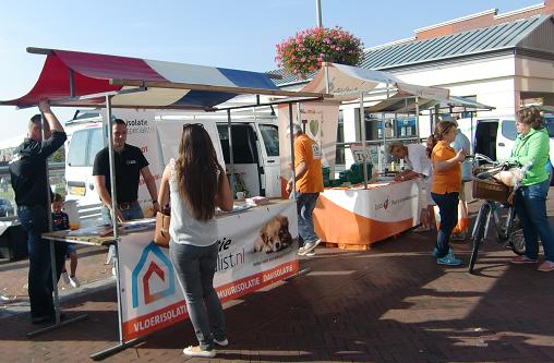 marktbezoekers 3